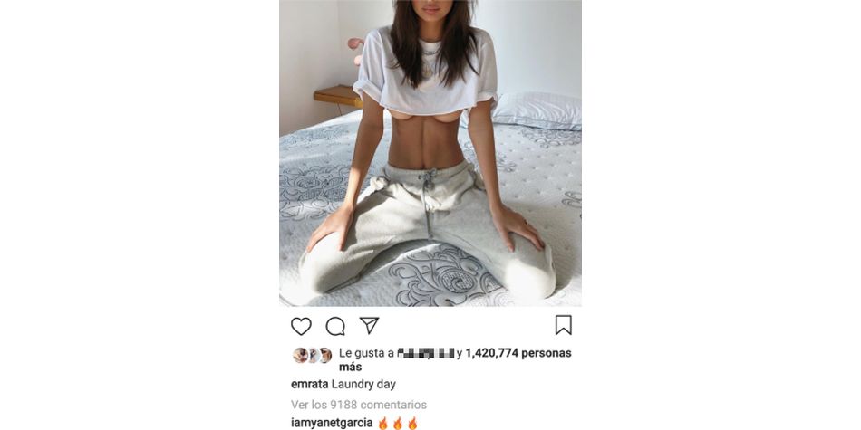 Emily Ratajkowski acostumbra a elevar la temperatura en redes sociales con sus sensuales fotografías. (Foto: Instagram)