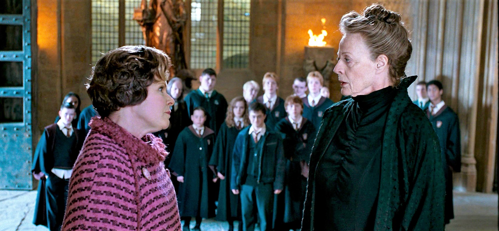 En Harry Potter y la Orden del Fénix la profesora Minerva le dice a Umbridge que comenzó a trabajar en Hogwarts en 1956. (Foto: Warner Bros)