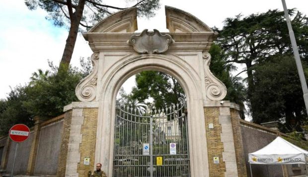 En la nunciatura de Roma se han encontrado diversos restos. (AFP)