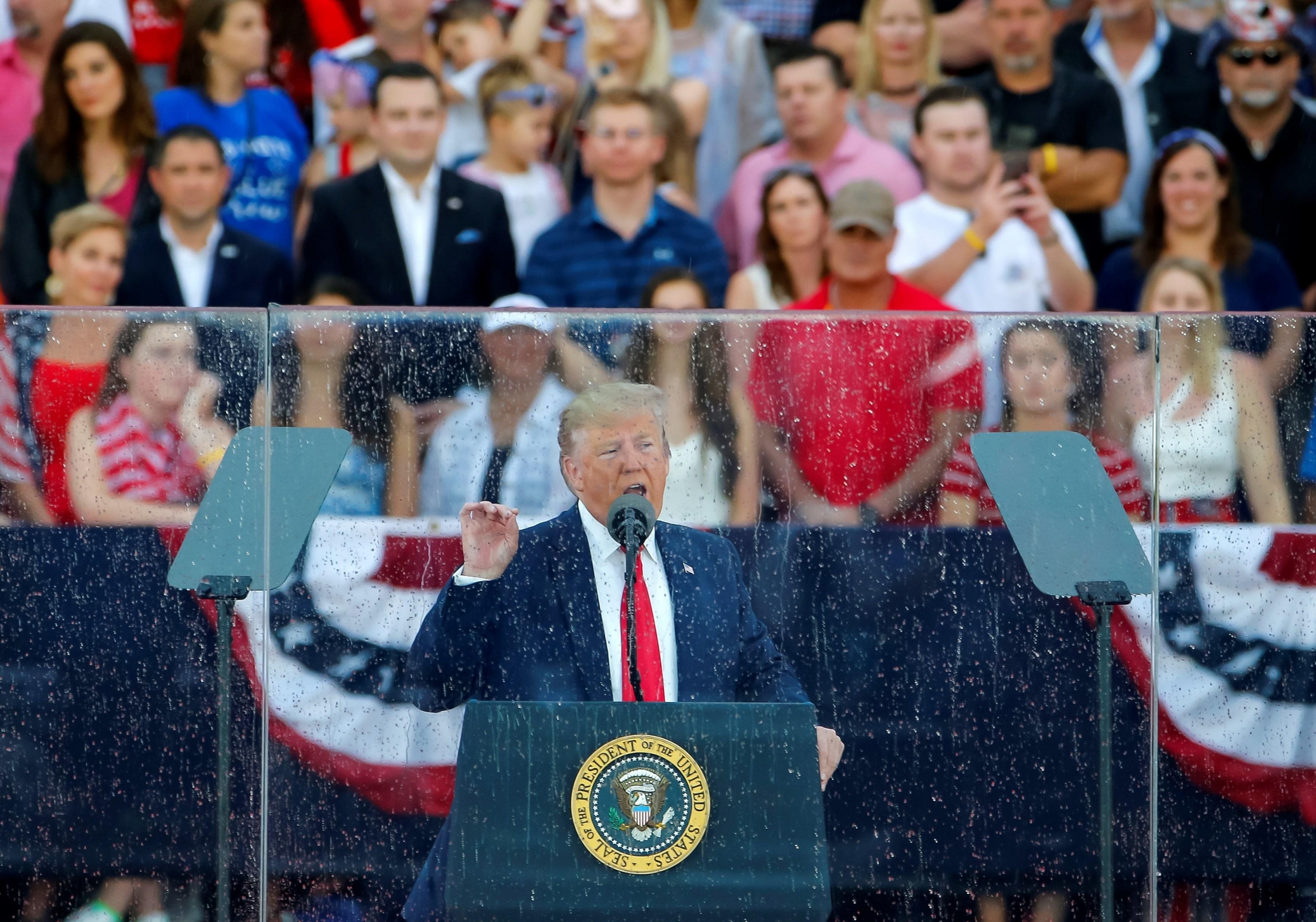 Donald Trump, habla durante las celebraciones del Día de la Independencia de los EE.UU. (Foto: EFE)