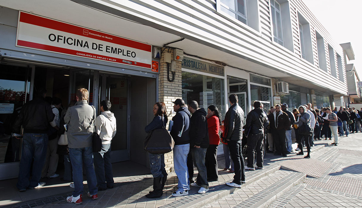 España dará visa de trabajo a más de mil ciudadanos argentinos de origen español. (Foto referencial: AP/archivo)