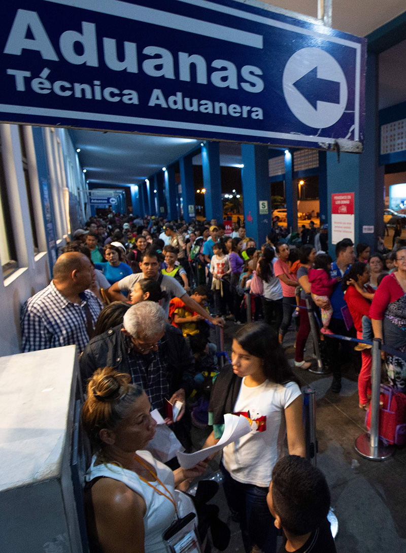 Miles de venezolanos escapan de la crisis que azota a su país. (Foto: AFP)