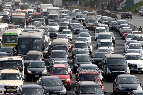 'Pico y placa' busca reducir la congestión en las principales vías de la ciudad. (Foto: GEC)