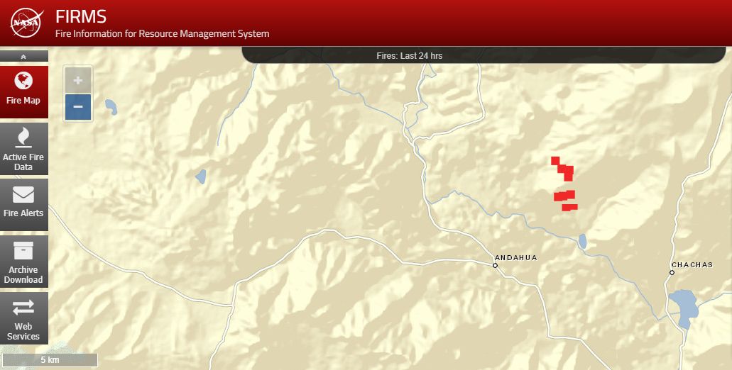 La plataforma de Información sobre incendios para el sistema de gestión de recursos (FIRMS) de la NASA registra el siniestro de Andagua como un incendio activo.