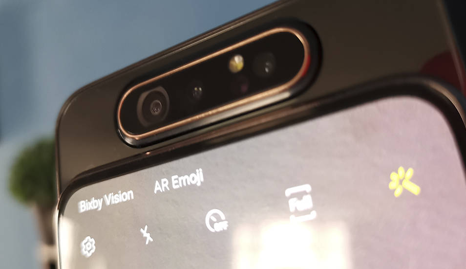 Conoce qué es lo que opinamos del smartphone de gama media con cámara giratoria y un todo pantalla, el Galaxy A80. (Foto: Laprensa)