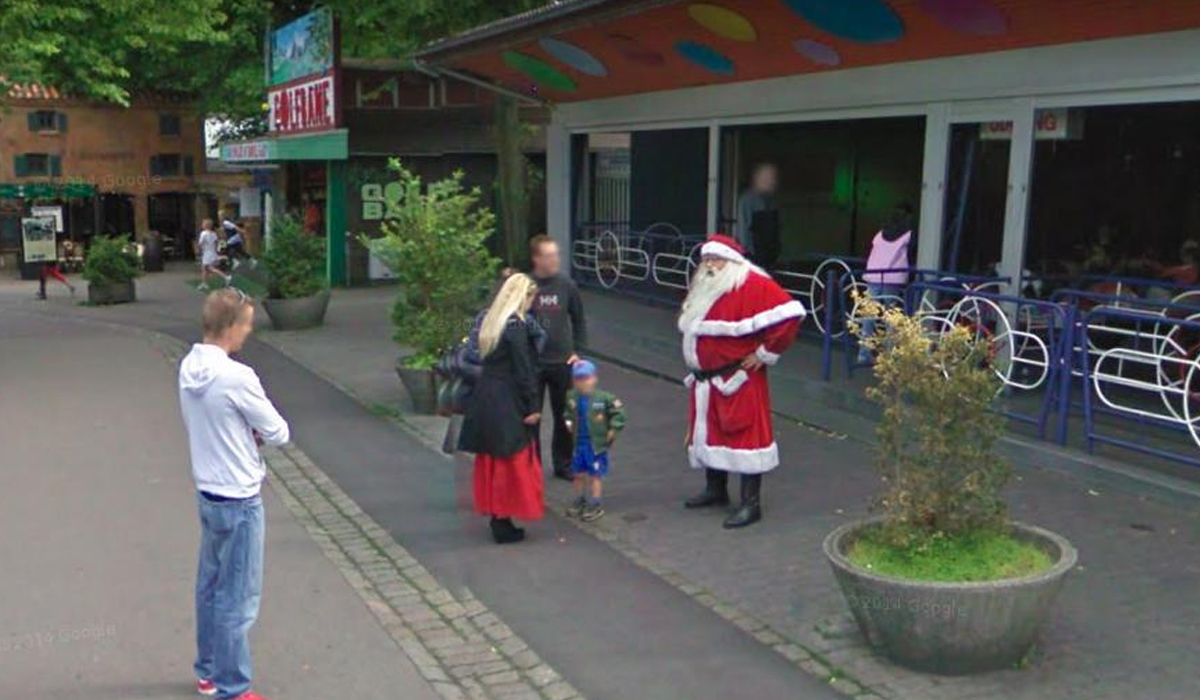 Papá Noel fue captado por Google Maps haciendo esto. (Foto: Google)